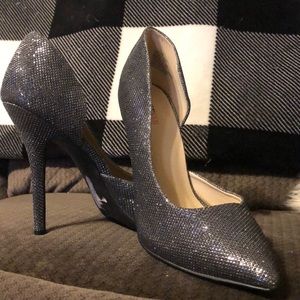 8.5 black and silver sparkly heels